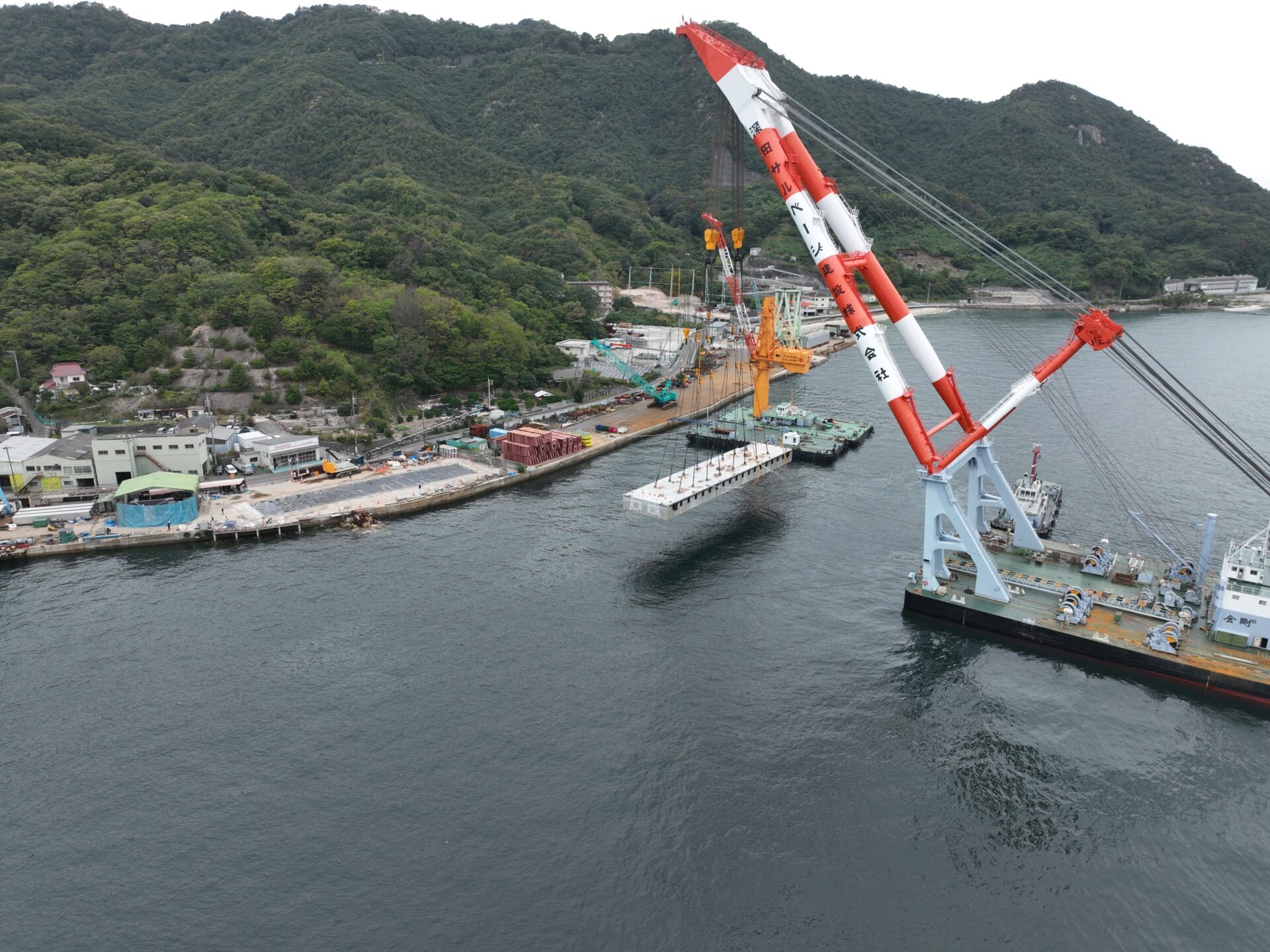 青海船着場浮桟橋